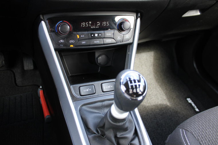 Vehicle Image 23