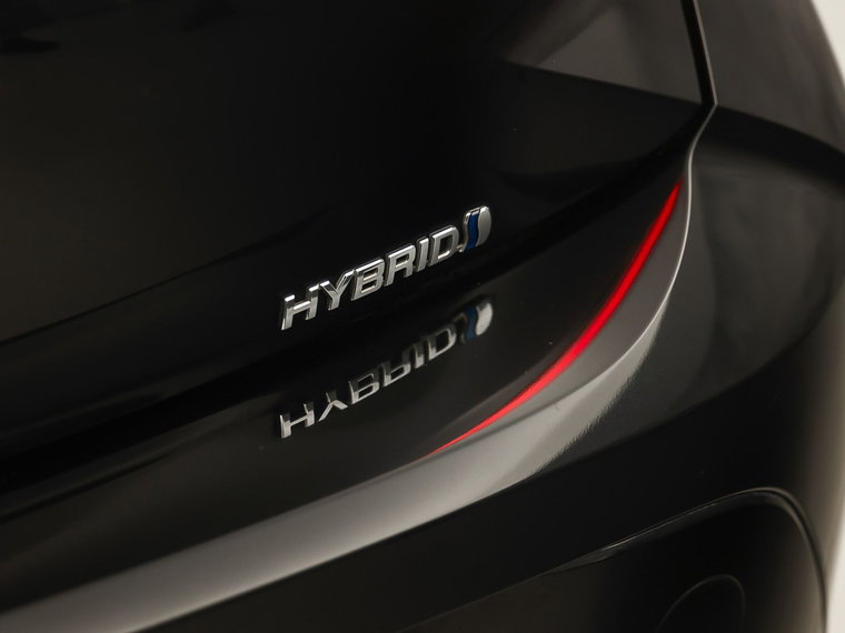 Vehicle Image 32