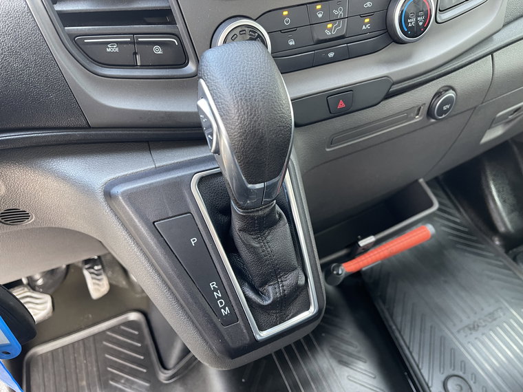 Vehicle Image 23