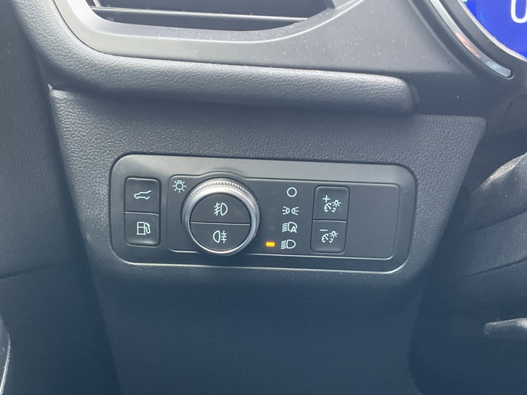 Vehicle Image 28