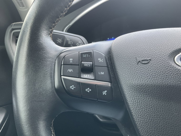 Vehicle Image 29