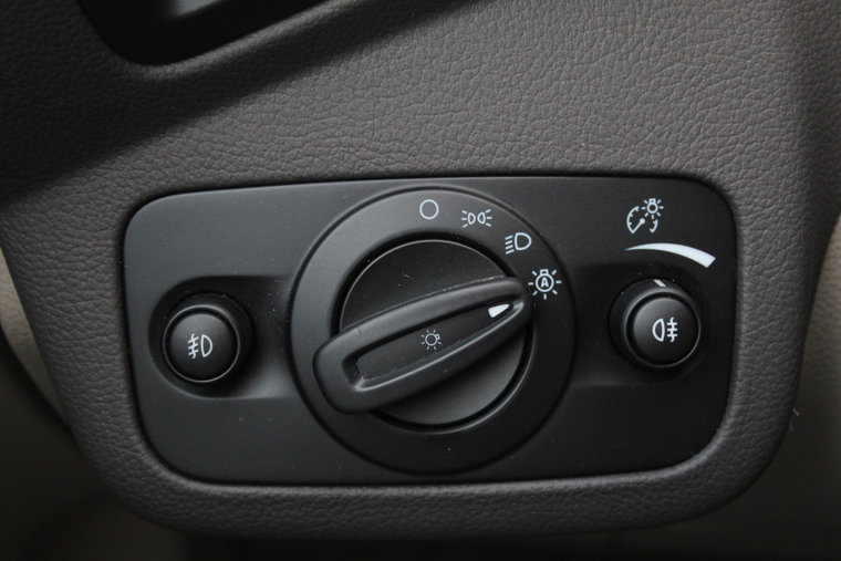 Vehicle Image 24
