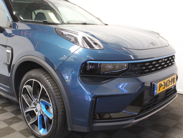 Vehicle Image 13