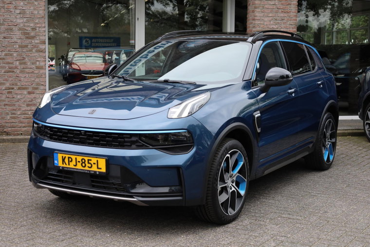 Vehicle Image 16
