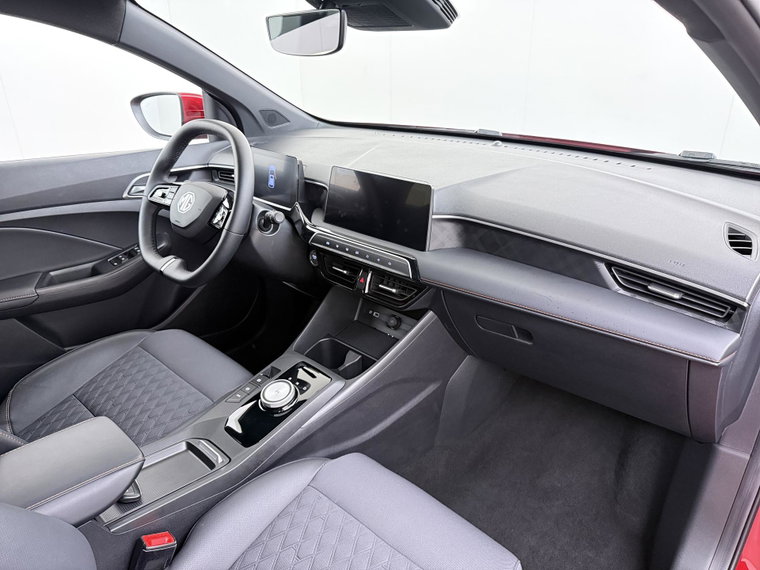 Vehicle Image 35