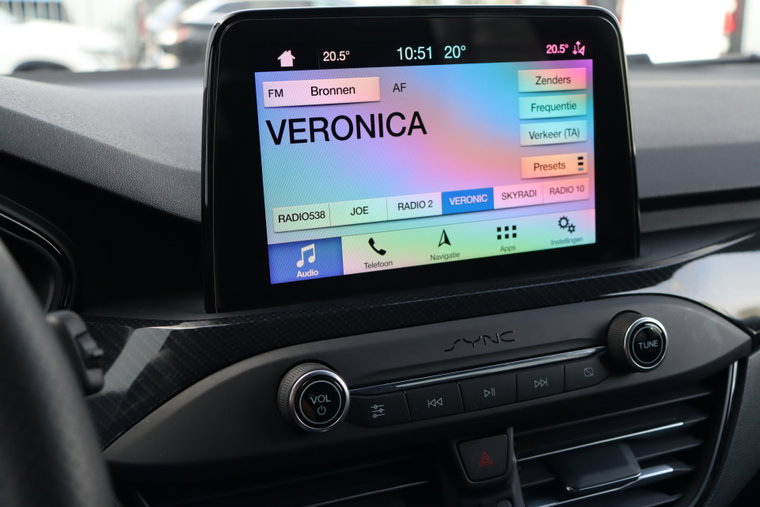 Vehicle Image 14