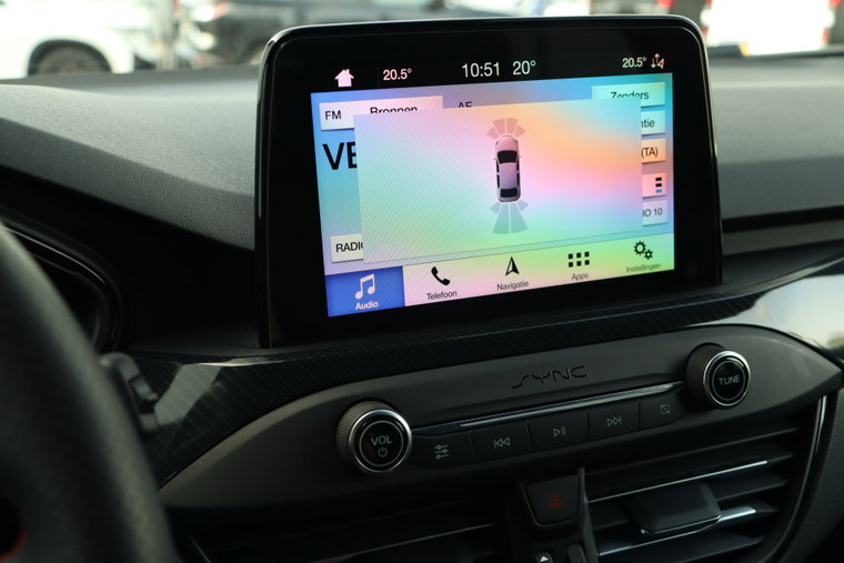 Vehicle Image 15
