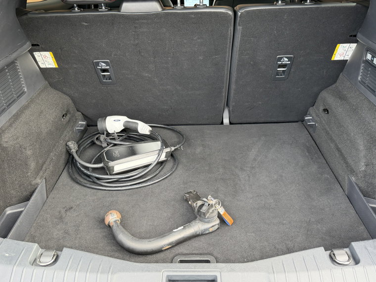 Vehicle Image 17