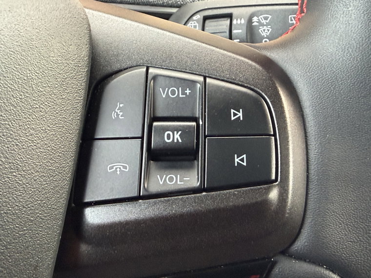 Vehicle Image 27