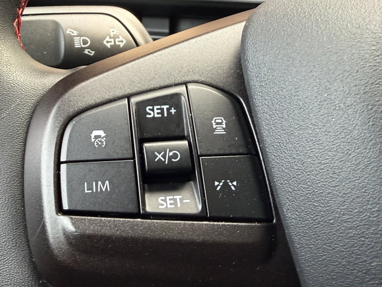 Vehicle Image 28
