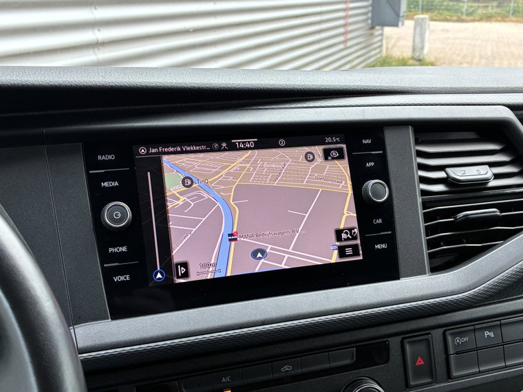 Vehicle Image 21