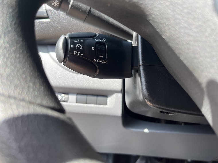 Vehicle Image 40