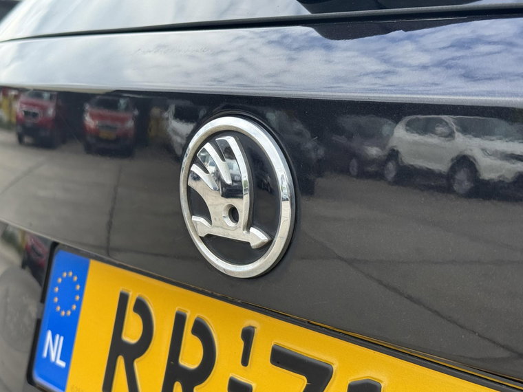 Vehicle Image 40