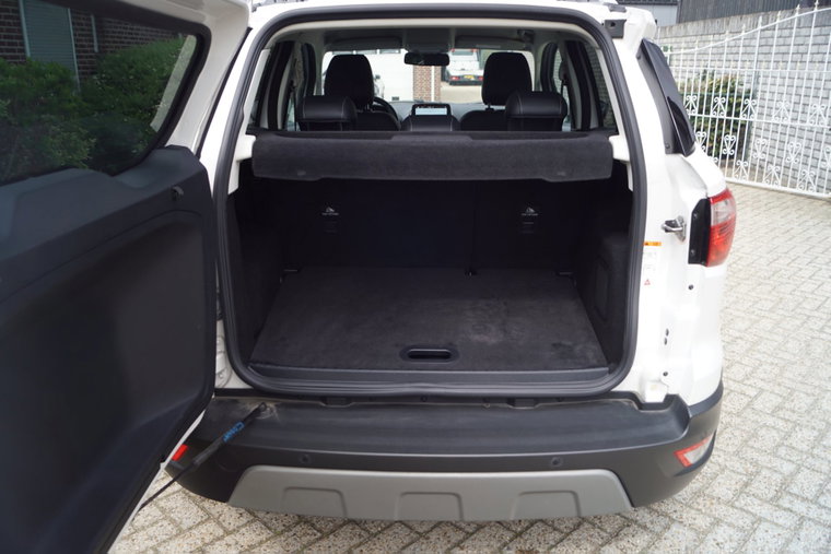 Vehicle Image 35