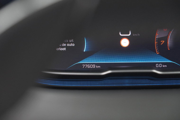 Vehicle Image 38