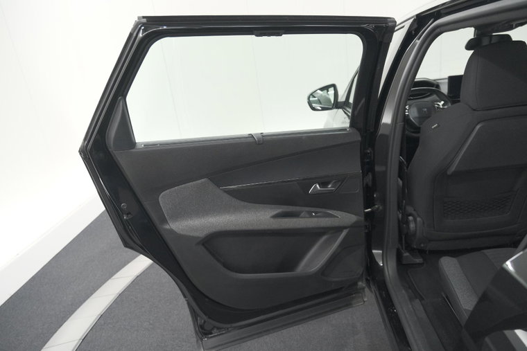 Vehicle Image 60
