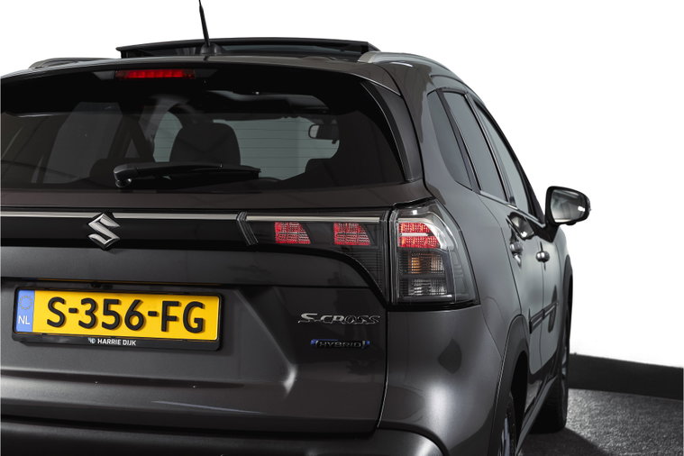 Vehicle Image 15