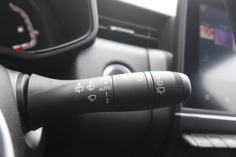 Vehicle Image 28