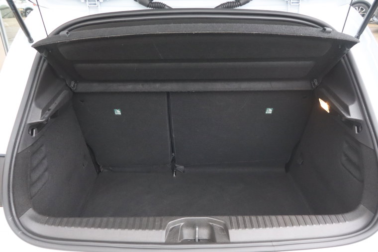 Vehicle Image 33