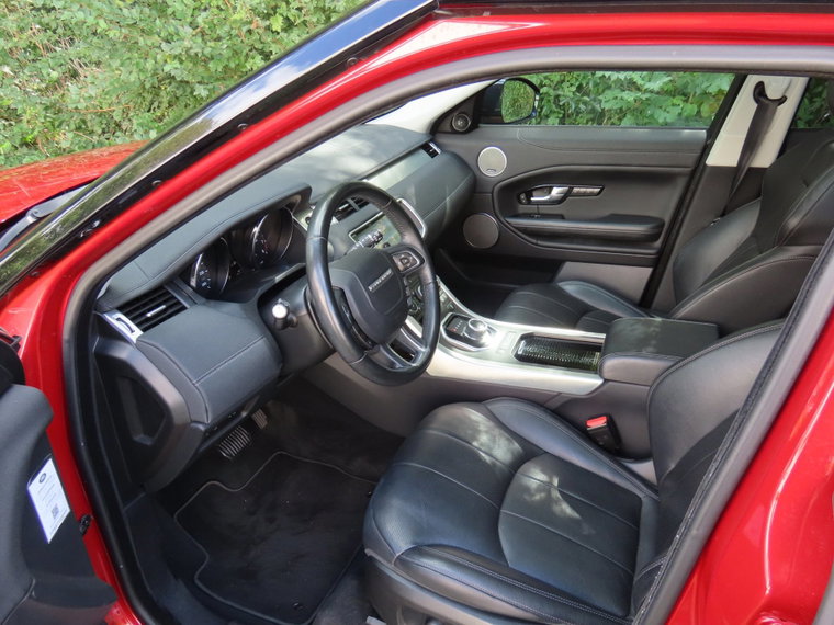 Vehicle Image 12