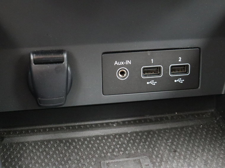 Vehicle Image 29