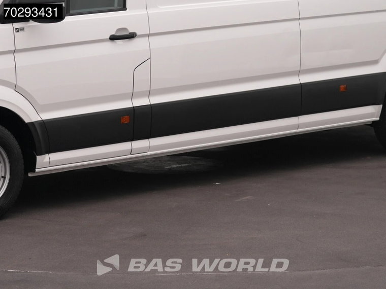Vehicle Image 35