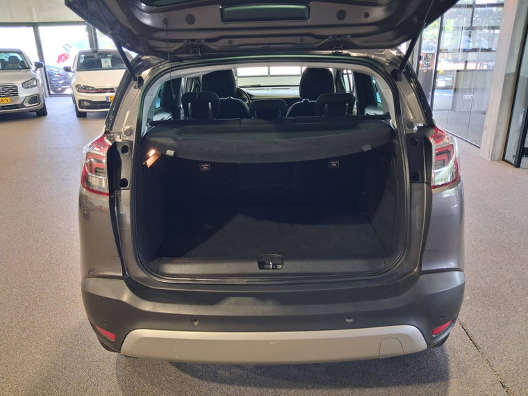 Vehicle Image 22