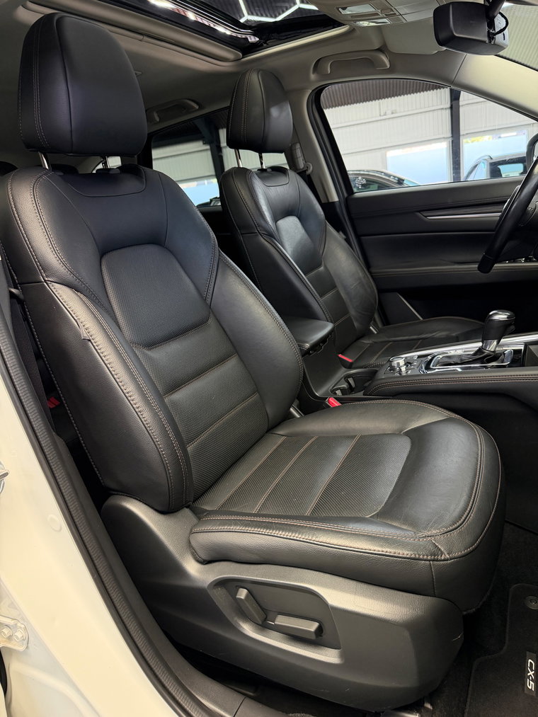 Vehicle Image 37
