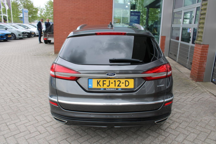 Vehicle Image 6