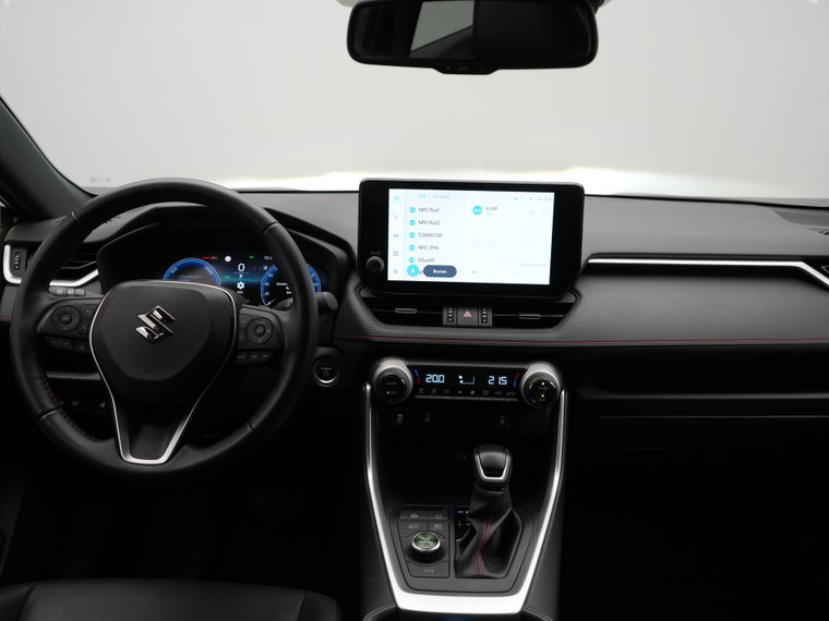 Vehicle Image 16