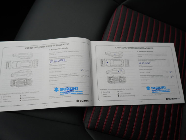 Vehicle Image 9