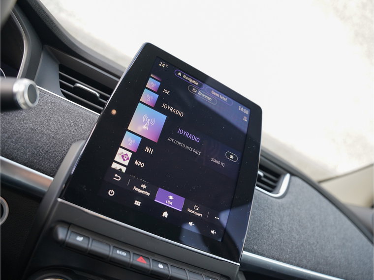 Vehicle Image 35
