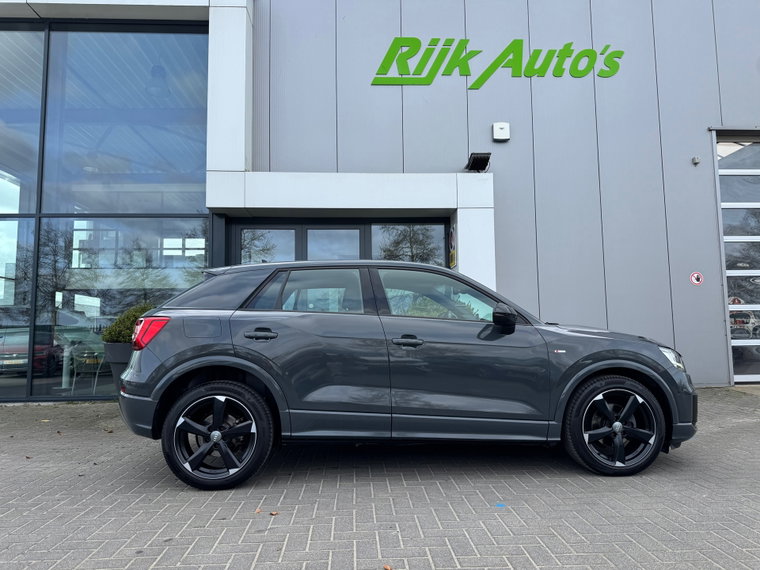 Vehicle Image 15