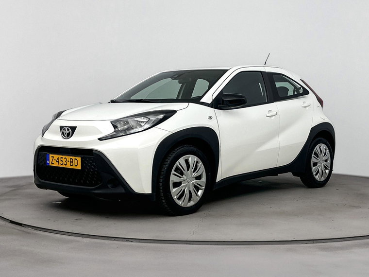 Vehicle Image 9