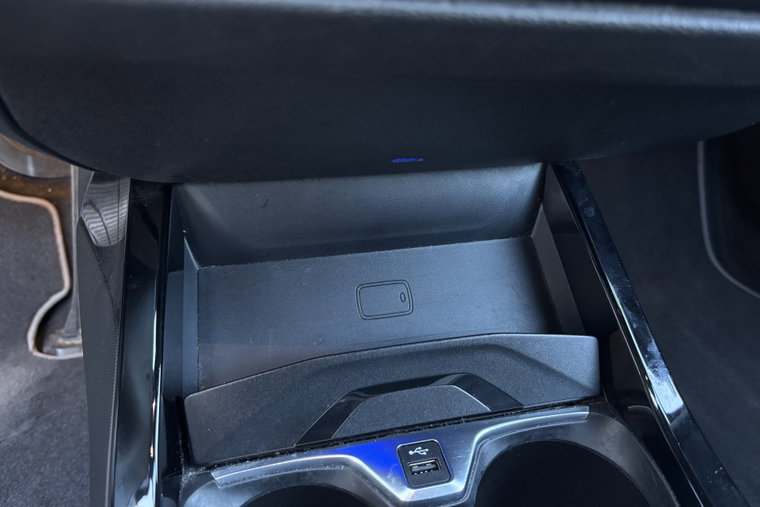 Vehicle Image 22