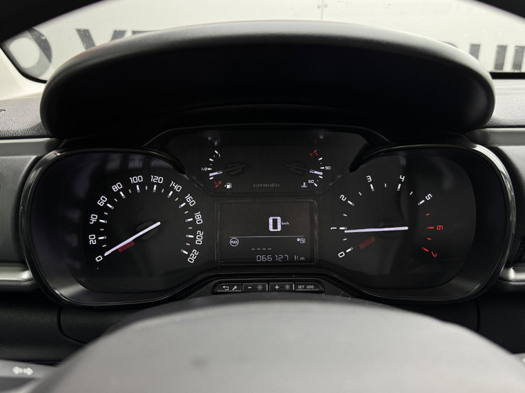 Vehicle Image 26