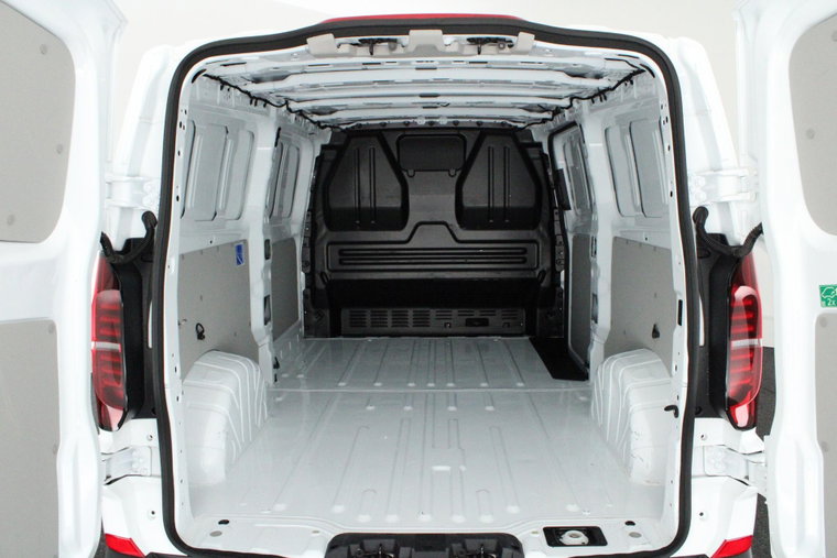 Vehicle Image 31