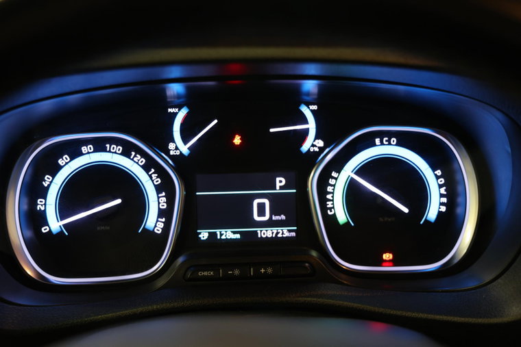 Vehicle Image 14