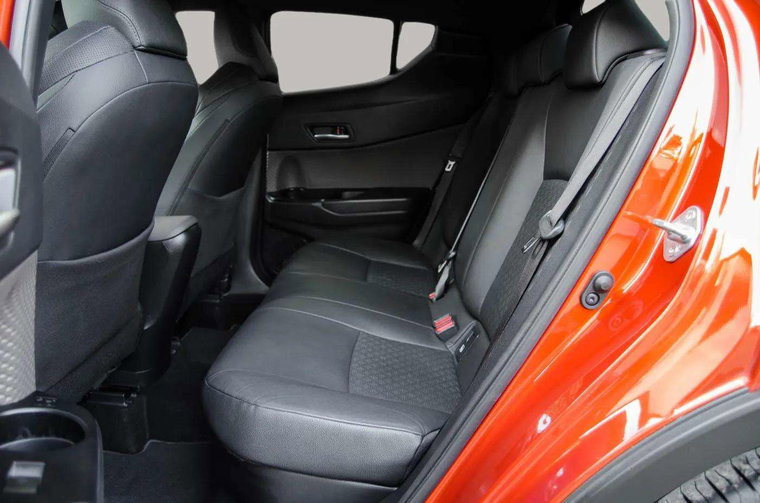 Vehicle Image 13