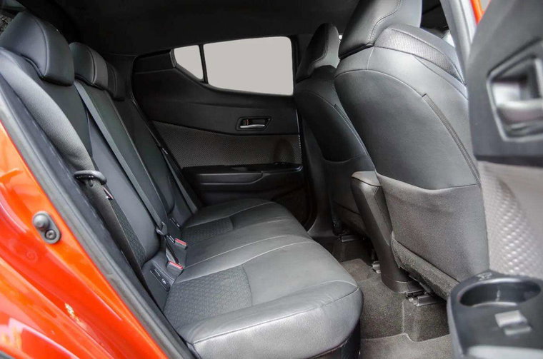 Vehicle Image 14