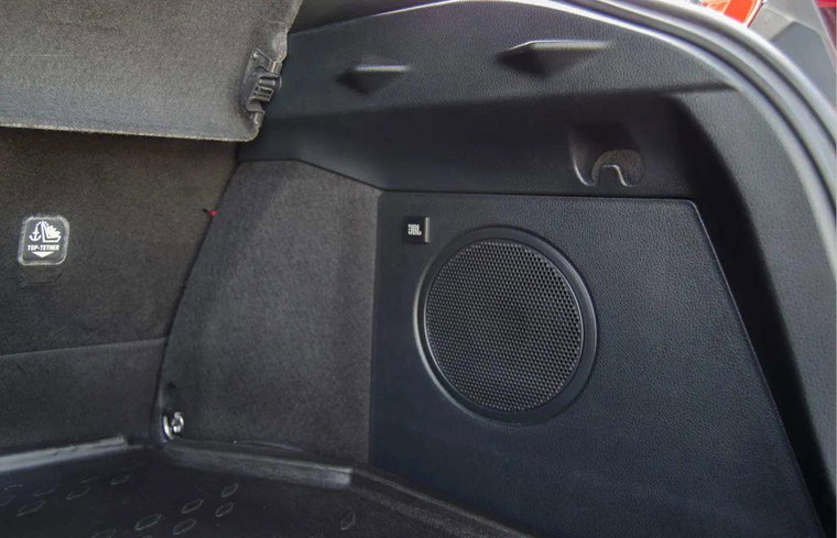 Vehicle Image 27