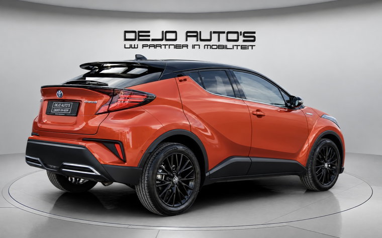 Vehicle Image 8