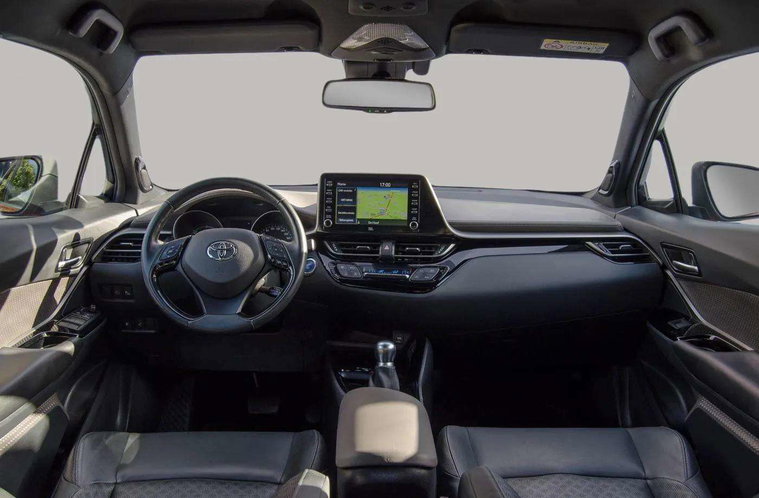 Vehicle Image 9