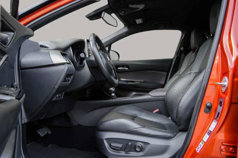 Vehicle Image 11