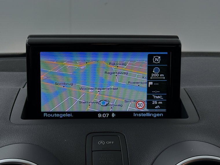 Vehicle Image 27