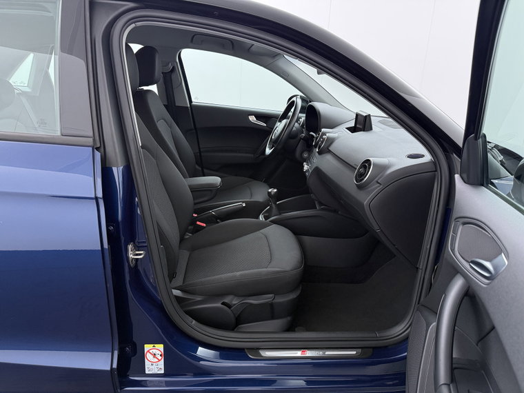 Vehicle Image 39