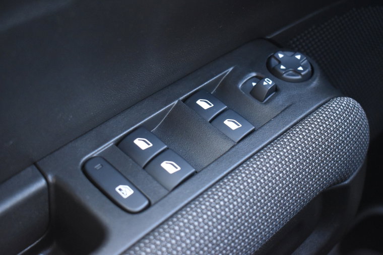 Vehicle Image 20
