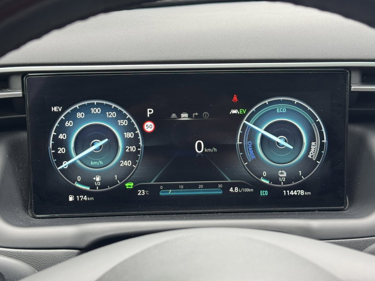 Vehicle Image 22