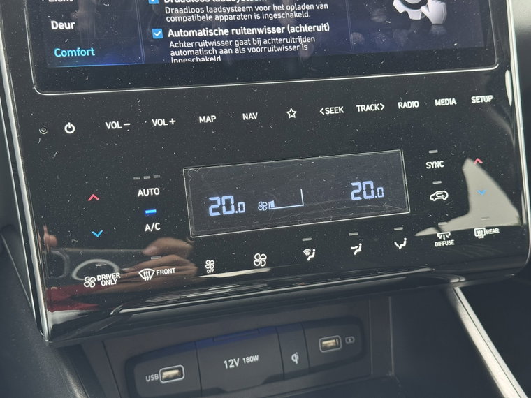 Vehicle Image 38