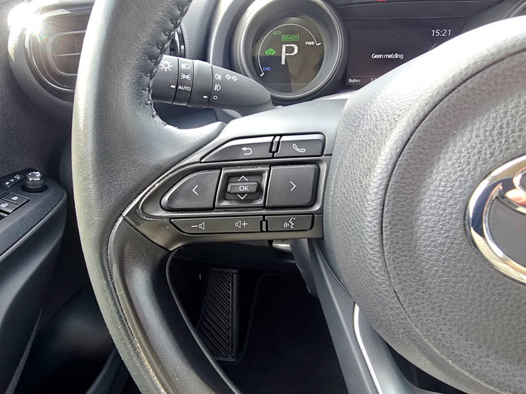 Vehicle Image 23